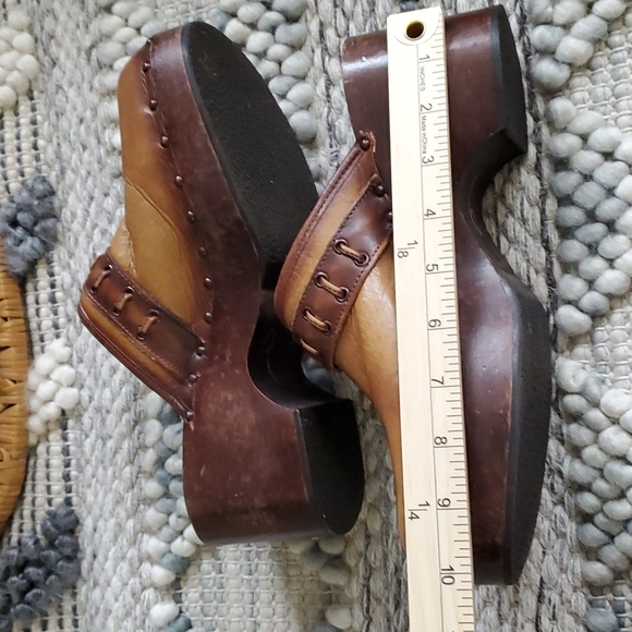 Y2K 90's Curfew Sedona Wooden Heel Studed Clogs Leather Women's Sz 10M Brazil - Picture 6 of 13